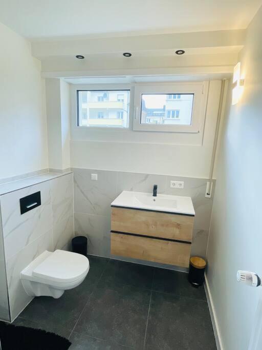 Large 3 Bedrooms In Center With Terrace&parking-bon1 Lussemburgo